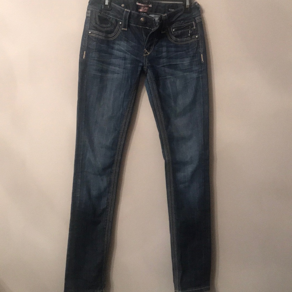Skinny jeans